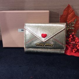 小さい財布が可愛いんです!! KOMEHYO天神店